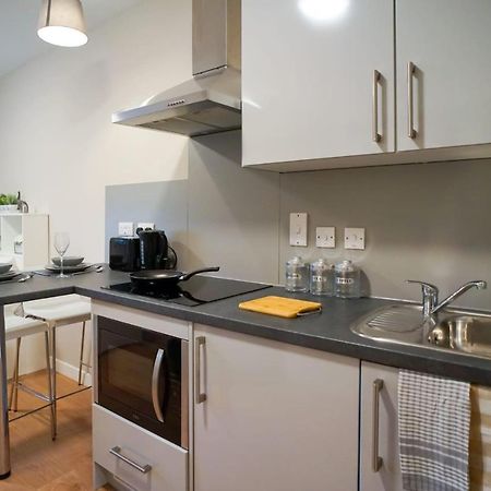 1 Bedroom Apartments, Studios And Ensuite Bedrooms With Shared Kitchen At Centro House In Stirling Zewnętrze zdjęcie
