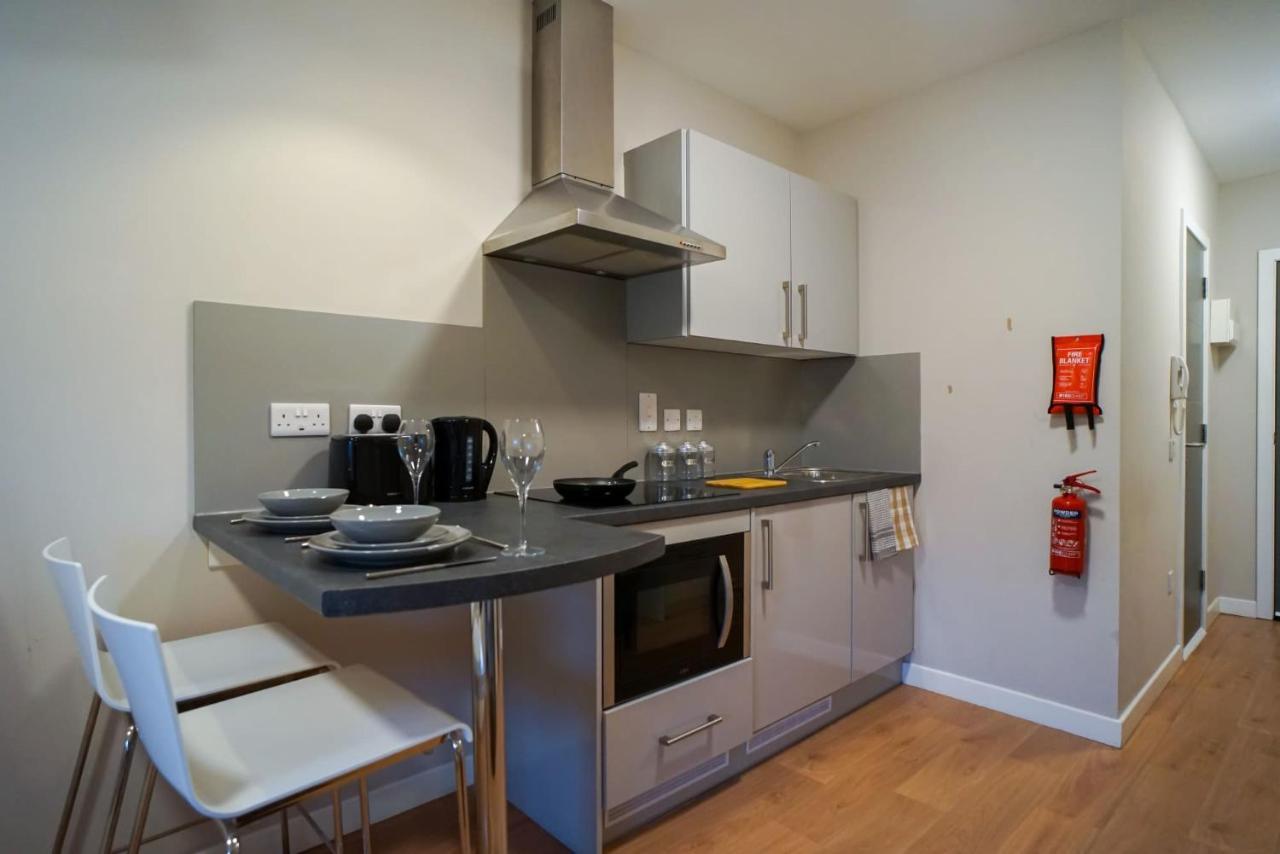 1 Bedroom Apartments, Studios And Ensuite Bedrooms With Shared Kitchen At Centro House In Stirling Zewnętrze zdjęcie