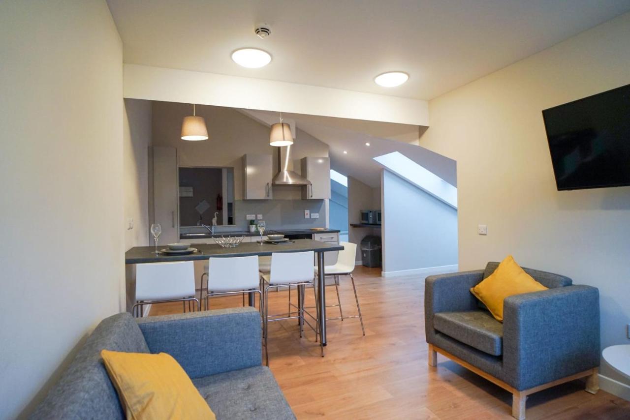 1 Bedroom Apartments, Studios And Ensuite Bedrooms With Shared Kitchen At Centro House In Stirling Zewnętrze zdjęcie